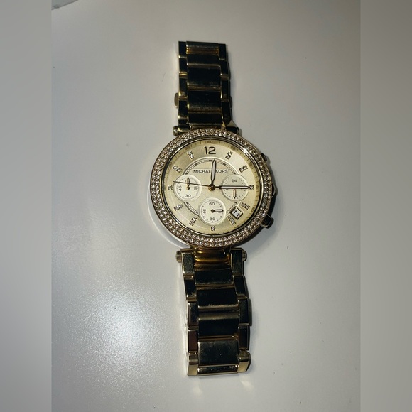 Watch - Picture 2 of 5